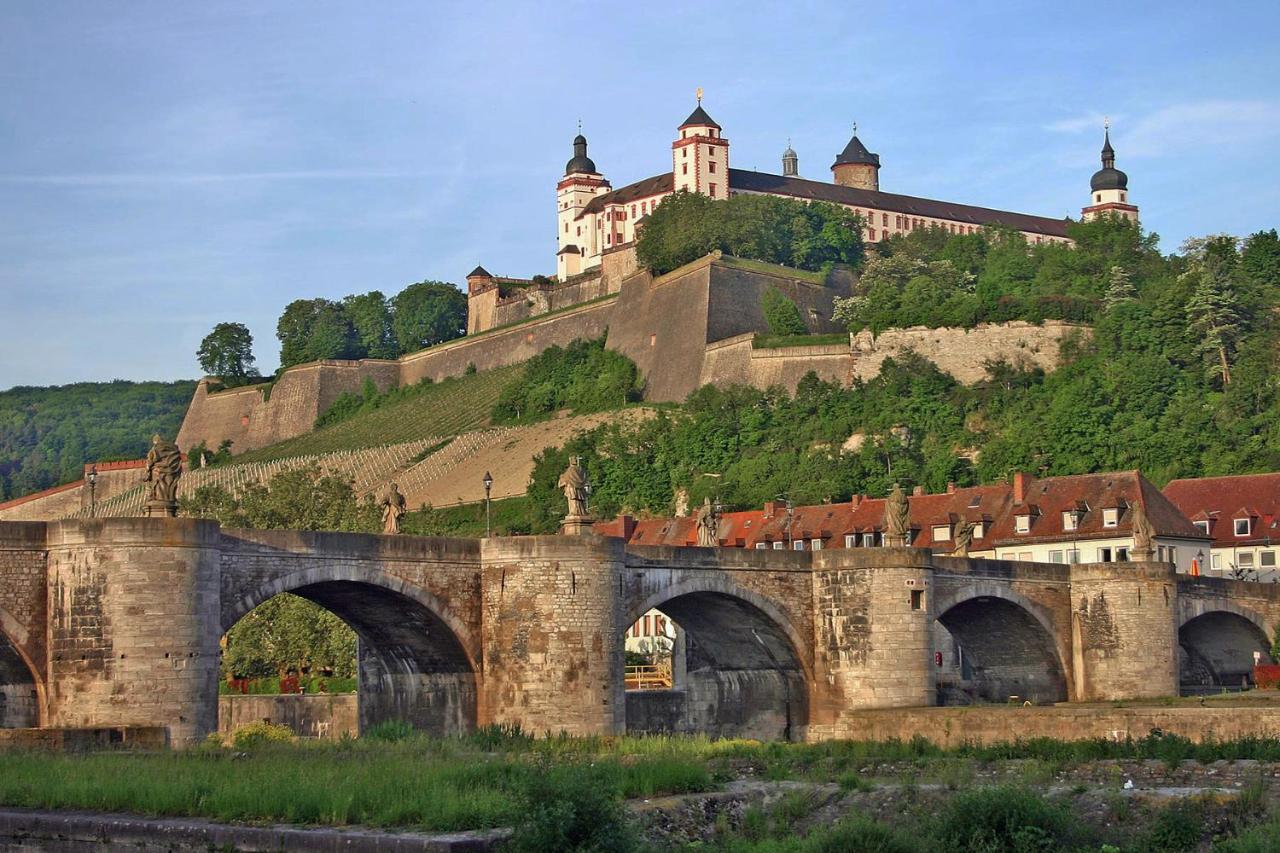 Ferienwohnung Am Wasserschloss 1-3 Ochsenfurt Zewnętrze zdjęcie